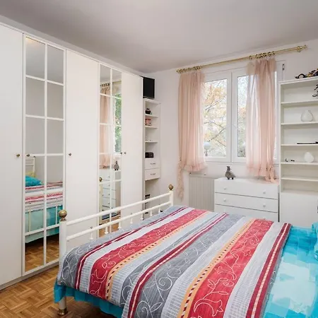 Close To Znjan Beach, Comfortable Apt With * سبليت